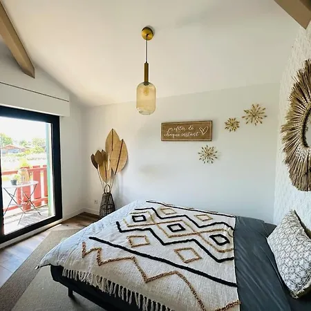 Maison Ostrea Terrasse Sur L'eau بيت للعطل